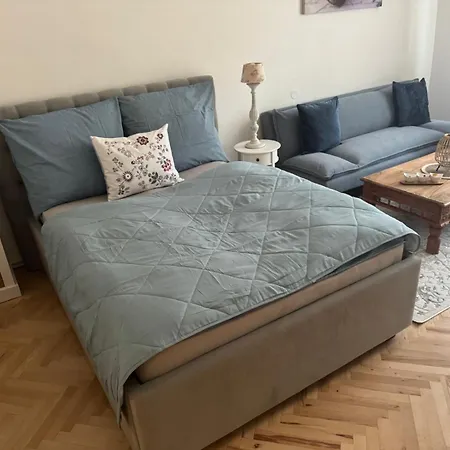 Veverkova Apartament *